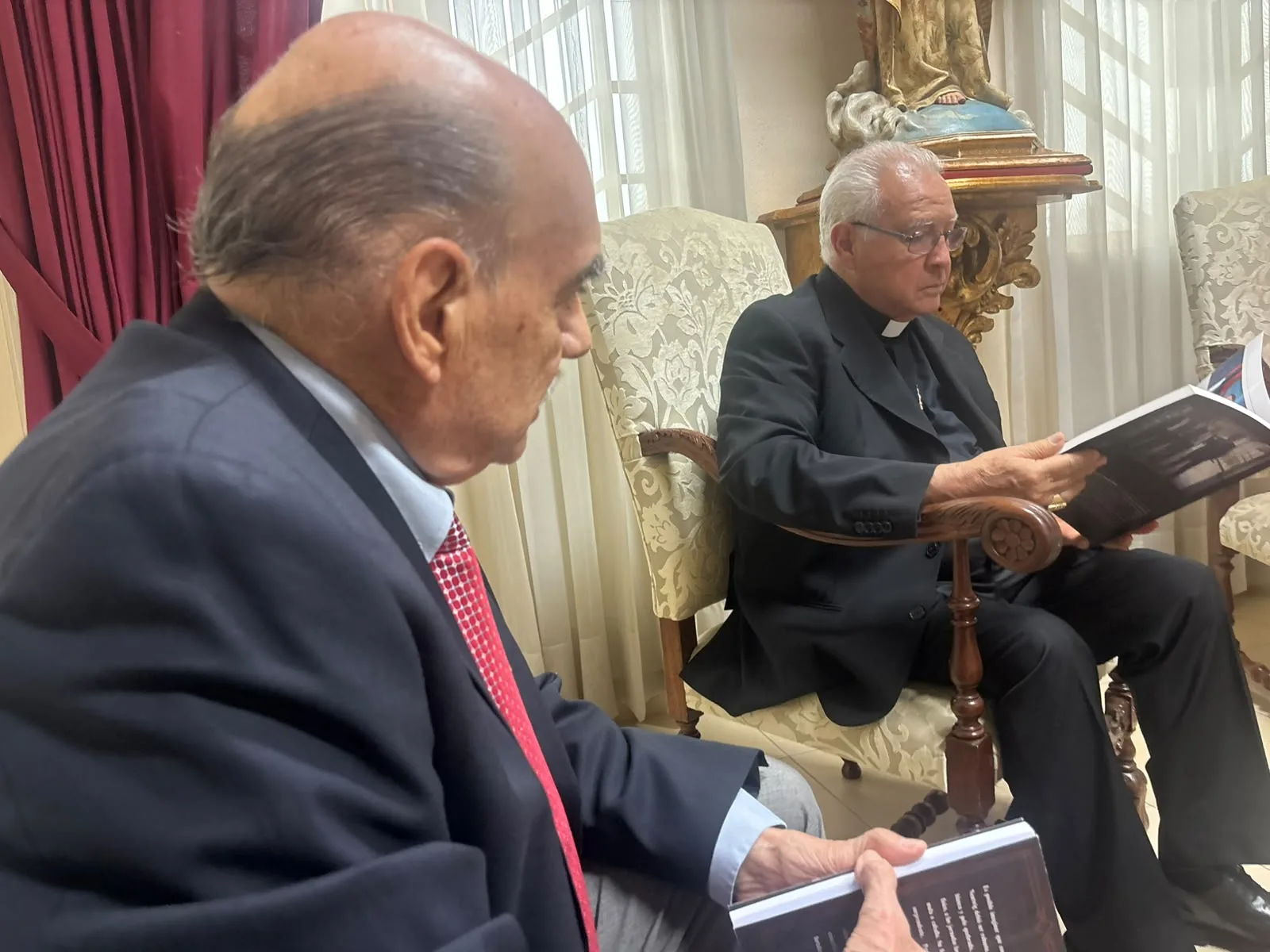 Visita al Cardenal José Francisco Robles Ortega